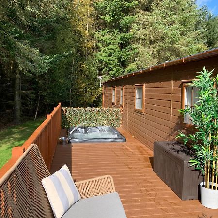 Rose Lodge - Hot Tub Getaway - Percy Woods - Pet Friendly Морпет Екстериор снимка